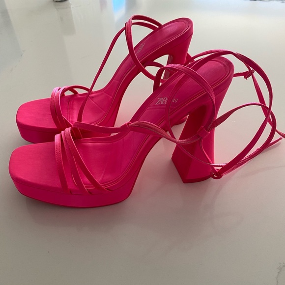 Zara hot pink strappy platform sandals, never worn, Size 40 (US 10) - Picture 1 of 5